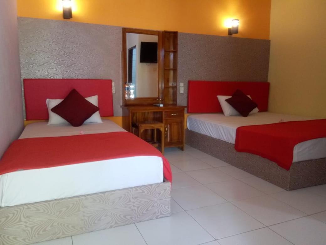 Hotel Segara Mandala Negara  ภายนอก รูปภาพ